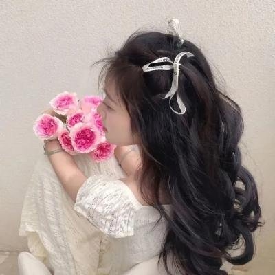 隔窗有眼